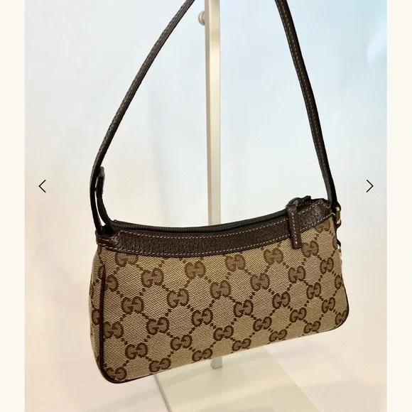 Gucci Brown Monogram Shoulder Bag - Picture 9 of 13